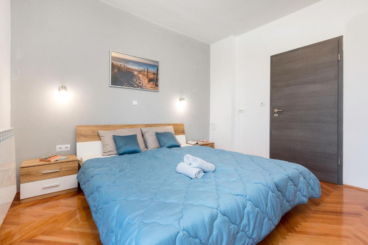 Apartment Kris プーラ エクステリア 写真