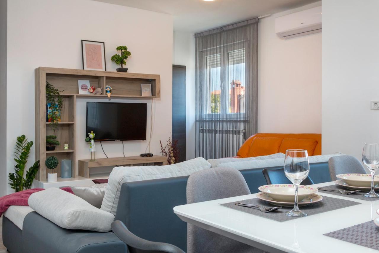 Apartment Kris プーラ エクステリア 写真