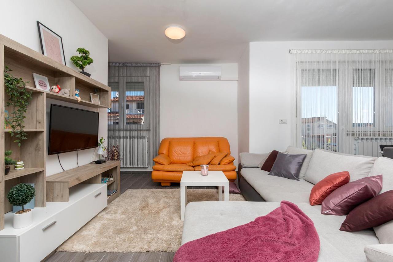 Apartment Kris プーラ エクステリア 写真
