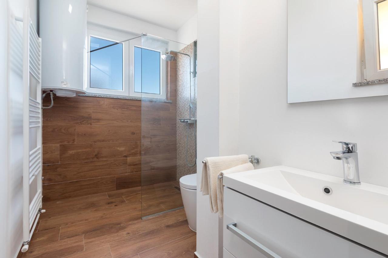 Apartment Kris プーラ エクステリア 写真